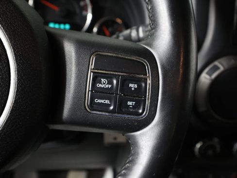 Used 2011 Jeep Wrangler Sport AWD/4WD image 21