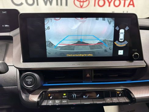 Used 2025 Toyota Prius Limited image 29