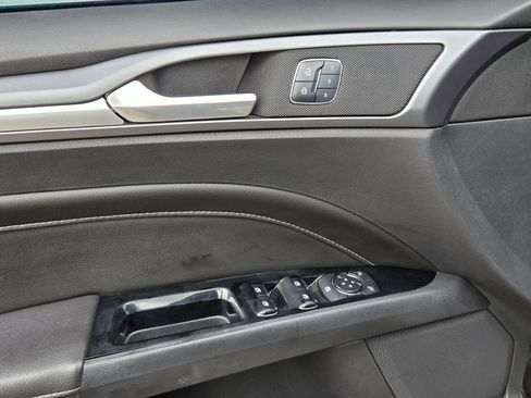 Used 2015 Ford Fusion Titanium image 6