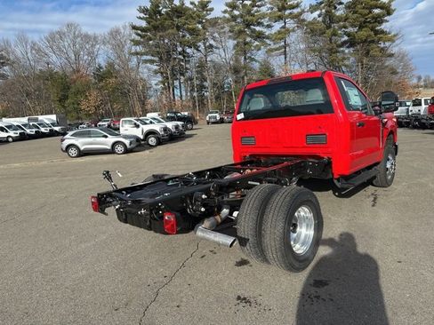 New 2026 Ford F350 XL w/ XL Chrome Package image 7