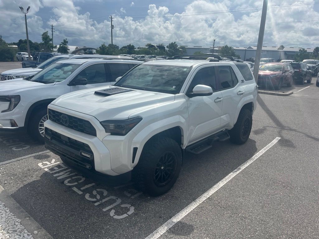 Used 2025 Toyota 4Runner TRD Sport AWD/4WD image 2