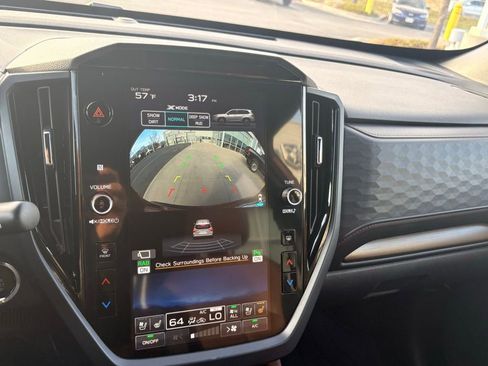 Used 2025 Subaru Forester Touring w/ Popular Package - Touring image 27