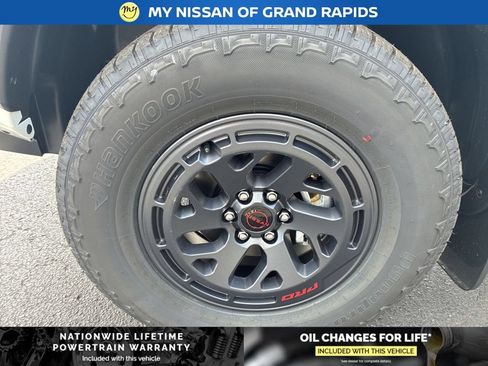 New 2026 Nissan Frontier PRO-4X w/ Tow Package AWD/4WD image 10