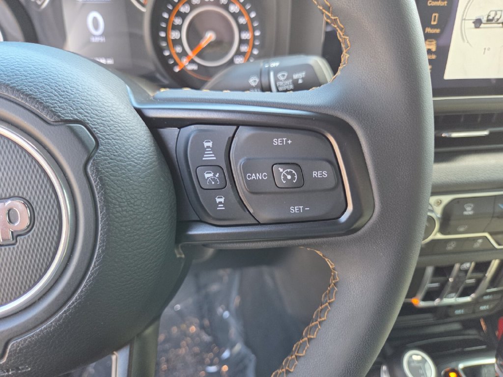 Used 2024 Jeep Gladiator Sport AWD/4WD image 34