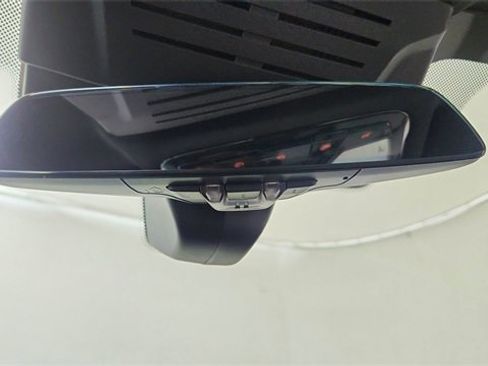 Used 2023 BMW X7 xDrive40i w/ M Sport Package image 61