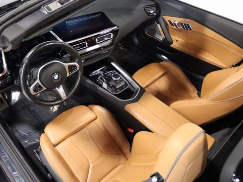 Used 2024 BMW Z4 M40i w/ Premium Package image 44