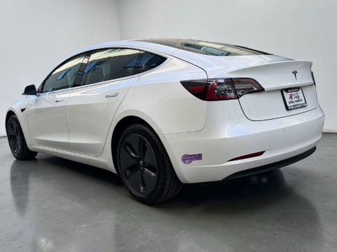 Used 2019 Tesla Model 3 image 4
