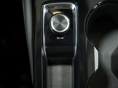 New 2025 Buick Envision Preferred image 42