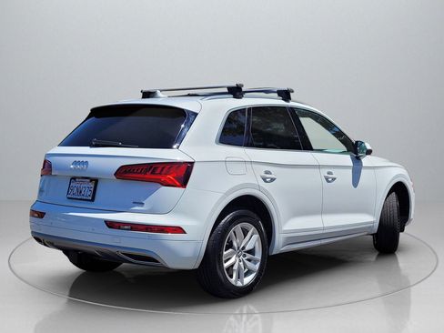 Used 2020 Audi Q5 2.0T Premium w/ Convenience Package image 8
