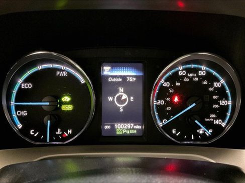 Used 2018 Toyota RAV4 Limited AWD/4WD image 20
