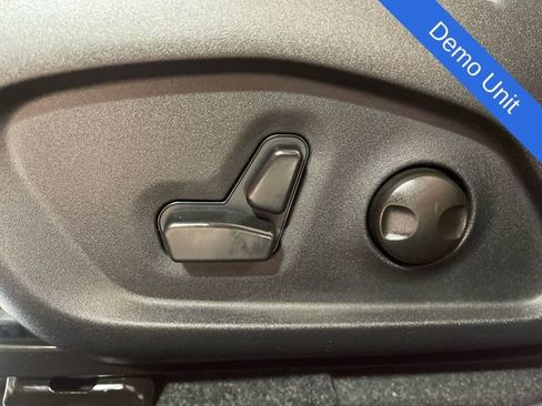 New 2026 Jeep Compass Trailhawk AWD/4WD image 12