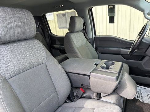 Used 2022 Ford F150 XLT w/ Equipment Group 302A High image 9