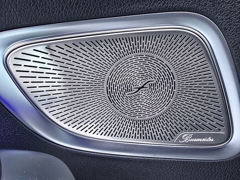 Certified 2025 Mercedes-Benz C 300 4MATIC Sedan image 25