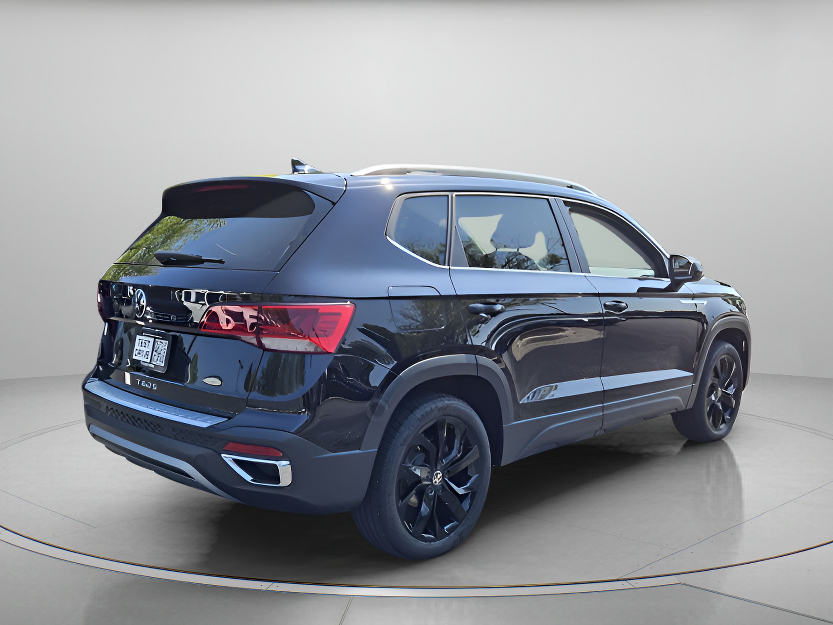 Used 2023 Volkswagen Taos SE FWD image 5
