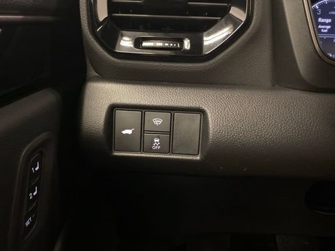 Used 2024 Honda Pilot TrailSport image 18