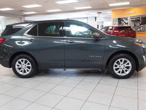 Used 2020 Chevrolet Equinox LT w/ Driver Convenience Package AWD/4WD image 14