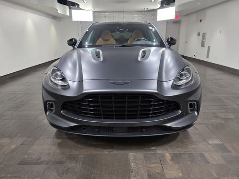 Used 2023 Aston Martin DBX image 7