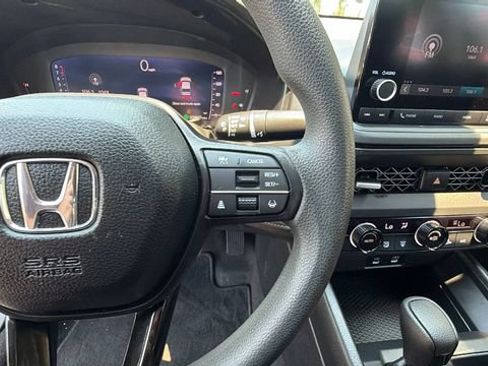 Used 2024 Honda Accord EX image 27