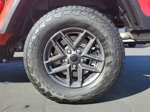 New 2026 Jeep Gladiator Sport image 6