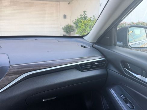 Used 2024 Nissan Altima 2.5 SV image 36