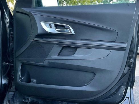 Used 2015 Chevrolet Equinox LS image 20