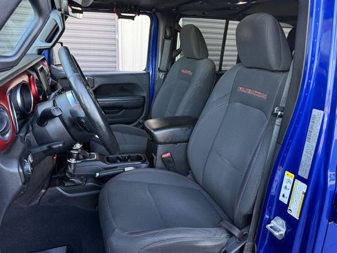 Used 2018 Jeep Wrangler Unlimited Rubicon AWD/4WD image 13