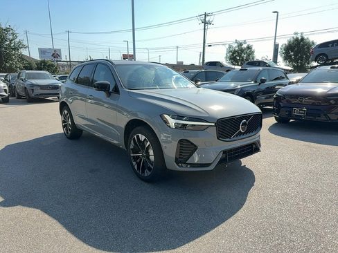 New 2026 Volvo XC60 B5 Plus w/ Protection Package Premier image 8