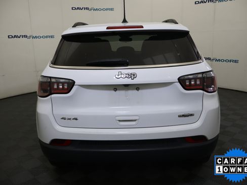 Used 2024 Jeep Compass Latitude AWD/4WD image 8
