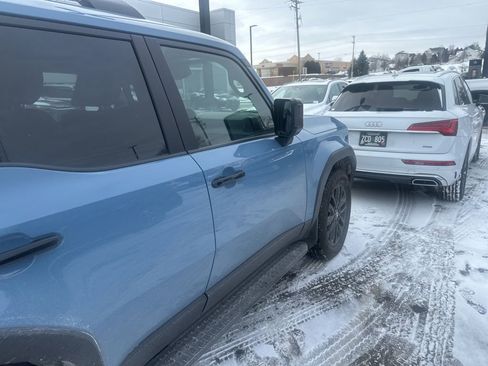 Used 2025 Toyota Land Cruiser image 15