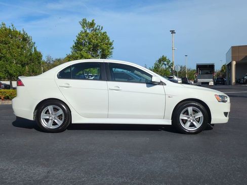Used 2014 Mitsubishi Lancer SE image 4
