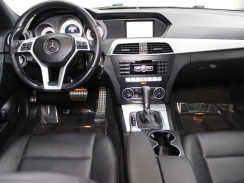 Used 2014 Mercedes-Benz C 250 Sedan image 2