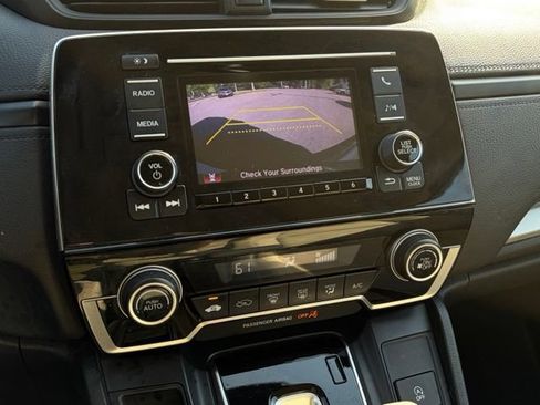Used 2020 Honda CR-V LX image 3