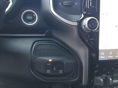 New 2026 RAM 2500 Big Horn AWD/4WD image 29