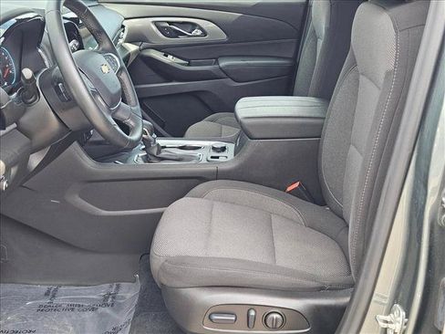 Used 2023 Chevrolet Traverse LT w/ LPO, Floor Liner Package AWD/4WD image 15