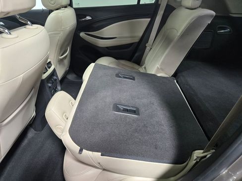 Used 2017 Buick Envision Premium image 37