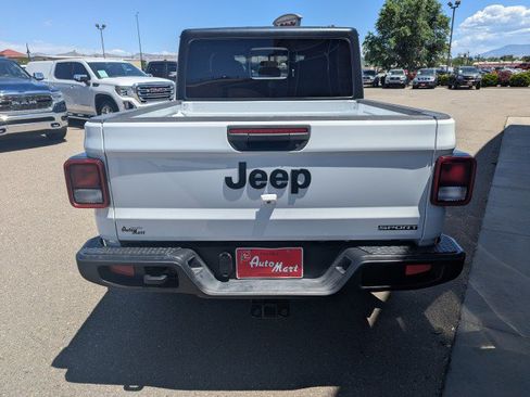 Used 2021 Jeep Gladiator Sport AWD/4WD image 4
