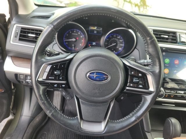 Used 2019 Subaru Outback 3.6R Touring AWD/4WD image 23