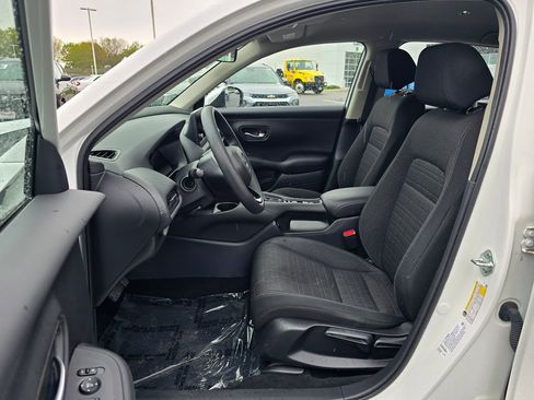 Used 2025 Honda HR-V LX image 14