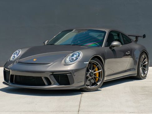 Used 2018 Porsche 911 GT3 RWD image 3