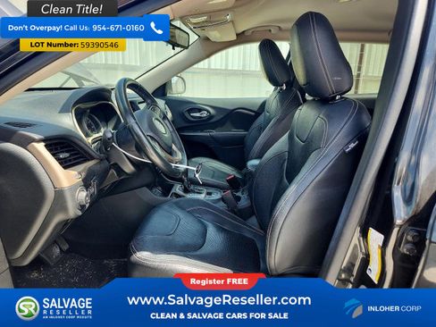 Used 2015 Jeep Cherokee Latitude FWD image 9