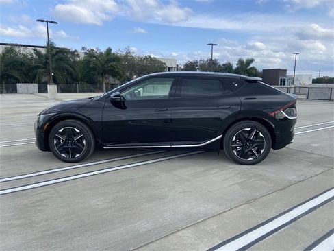New 2025 Kia EV6 Wind image 5