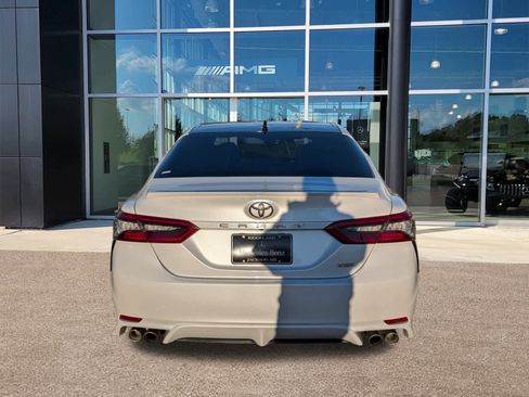 Used 2021 Toyota Camry XSE image 4