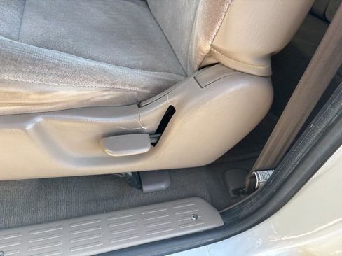 Used 2004 Toyota Tacoma 4x4 Xtracab V6 image 34