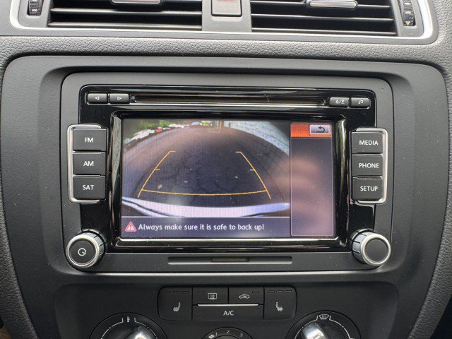 Used 2014 Volkswagen Jetta TDI FWD image 25