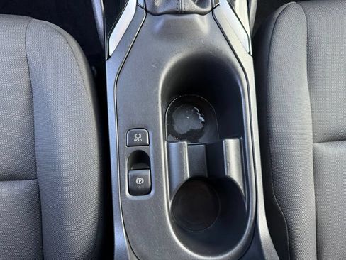 Used 2024 Toyota Corolla LE FWD image 20