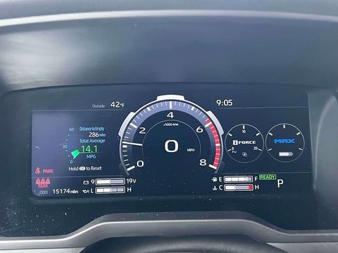 Used 2024 Toyota Tundra Platinum image 29