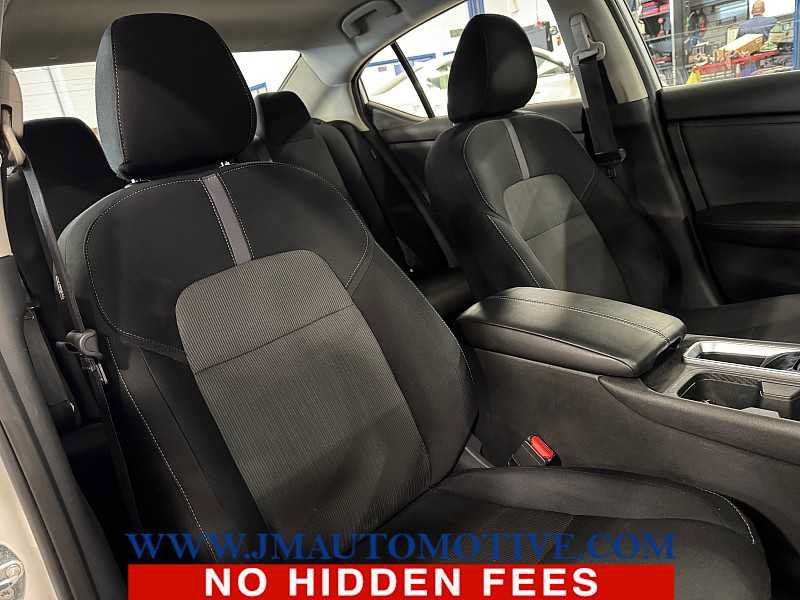 Used 2024 Nissan Sentra SV FWD image 20