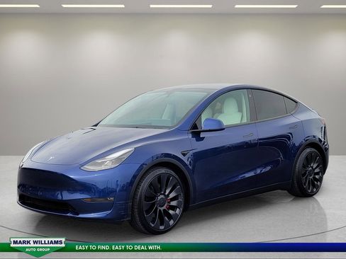 Used 2022 Tesla Model Y Performance image 8