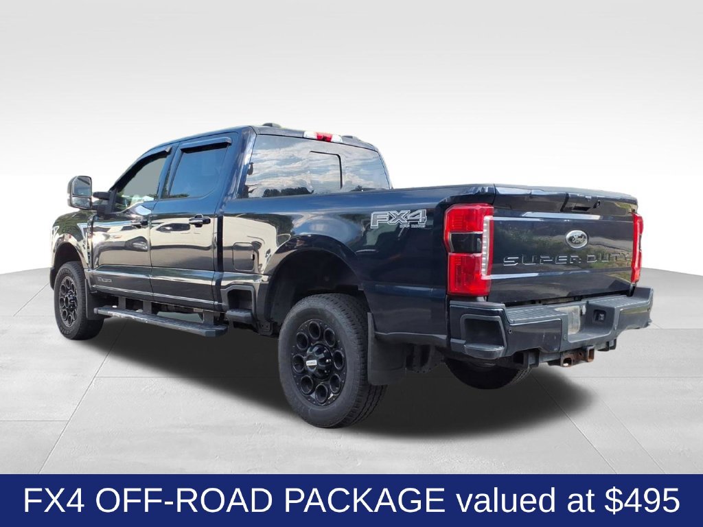 Used 2023 Ford F350 XLT w/ Black Appearance Package AWD/4WD image 8