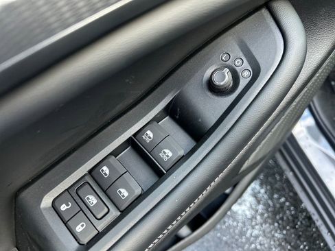 New 2025 Jeep Grand Cherokee L Laredo w/ Luxury Tech Group I AWD/4WD image 13